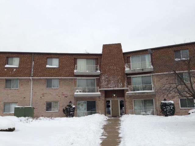 3240 N Manor Dr. #224, Lansing, IL 60438