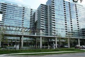 9715 Woods Dr. #1304-6, Skokie, IL 60077