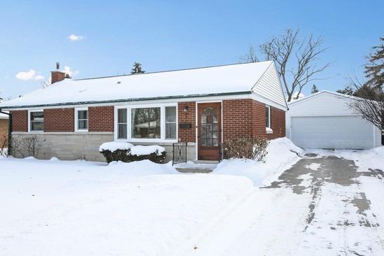 7 6th St., Downers Grove, IL 60515