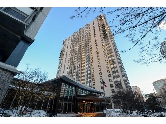 5701 N Sheridan Rd. #12C, Chicago, IL 60660