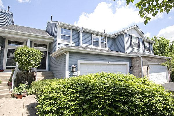256 Weather Hill Dr., Willowbrook, IL 60527