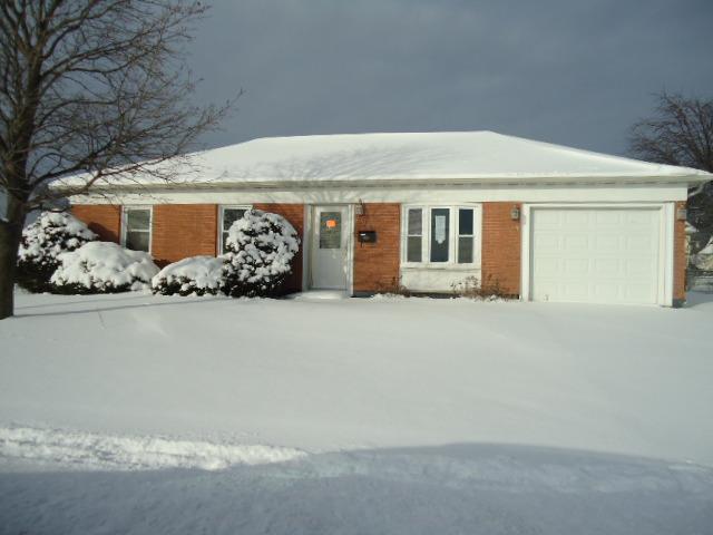 726 Newland Ave., Romeoville, IL 60446
