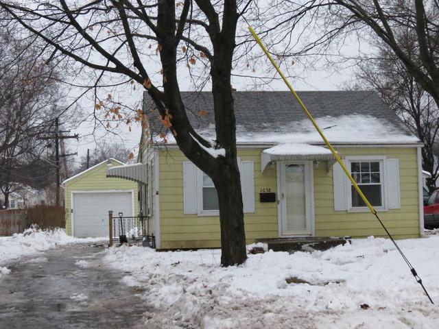 1038 Plum St., Aurora, IL 60506