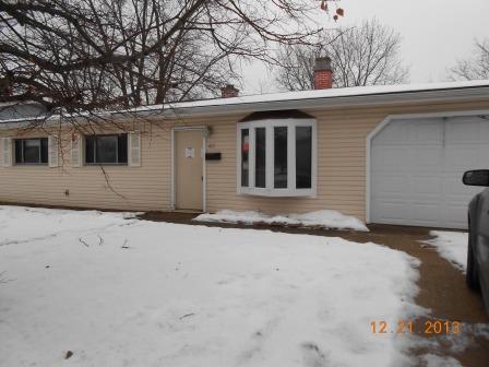 417 W Schaumburg Rd., Streamwood, IL 60107