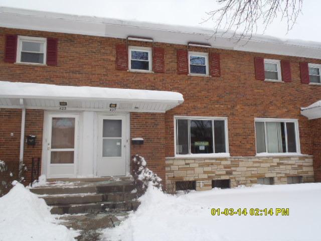 427 Oak St., Des Plaines, IL 60016