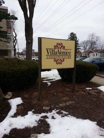 301 E Plainfield Rd. #4, La Grange, IL 60525
