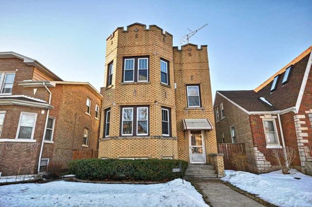 3050 N Menard Ave., Chicago, IL 60634