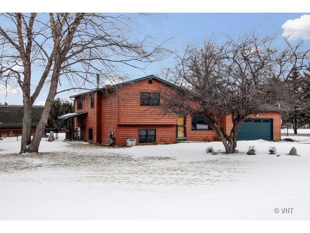 44W584 Cochise Dr., Lily Lake, IL 60151