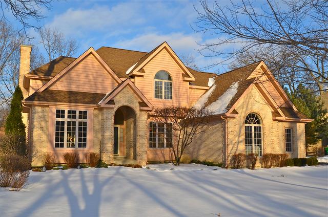 7556 Bittersweet Dr., Gurnee, IL 60031