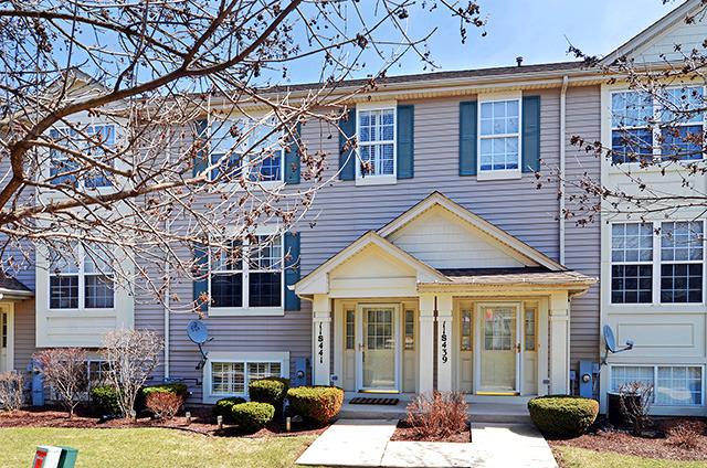 11S441 Rachael Ct., Willowbrook, IL 60527