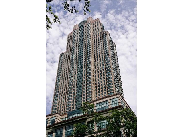 100 E Huron St. #2504, Chicago, IL 60611