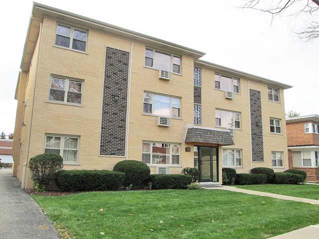 386 Alles St. #302, Des Plaines, IL 60016