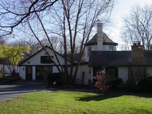 204 Country Commons Rd., Trout Valley, IL 60013