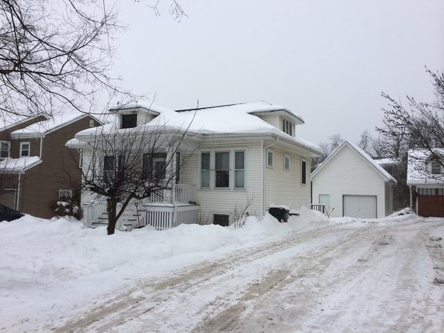 525 Division St., Barrington, IL 60010