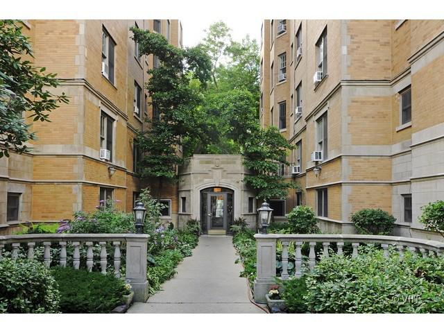 609 W Stratford Pl. #8D, Chicago, IL 60657