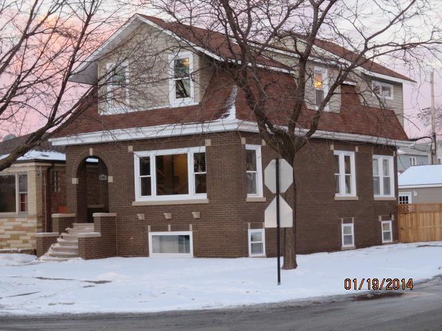 5501 N Neenah Ave., Chicago, IL 60656