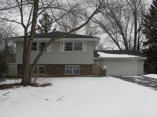 2649 Southcrest Dr., Downers Grove, IL 60516