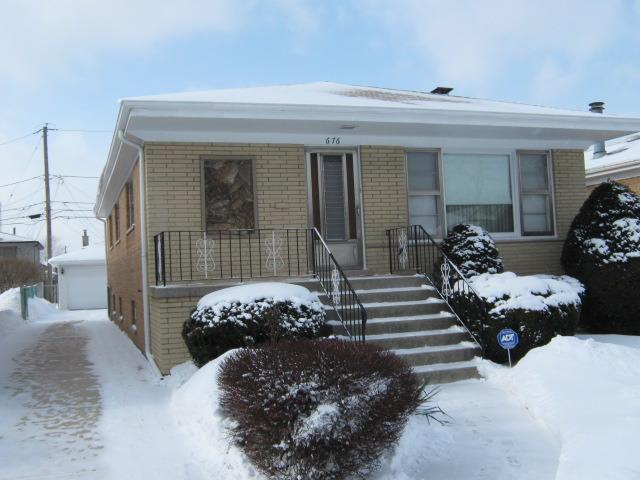 676 Exchange Ave., Calumet City, IL 60409