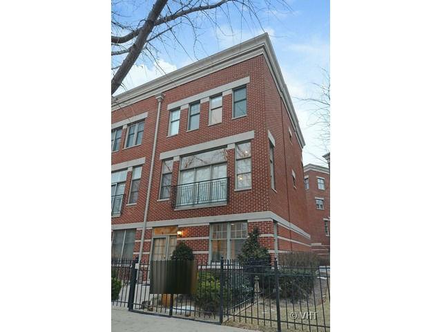 1050 W Fry St., Chicago, IL 60642