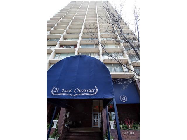 21 E Chestnut St. #10B, Chicago, IL 60611