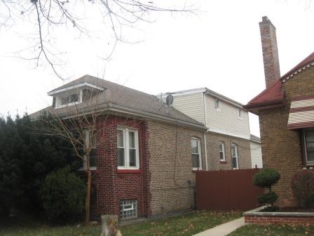 8818 S Dauphin Ave., Chicago, IL 60619