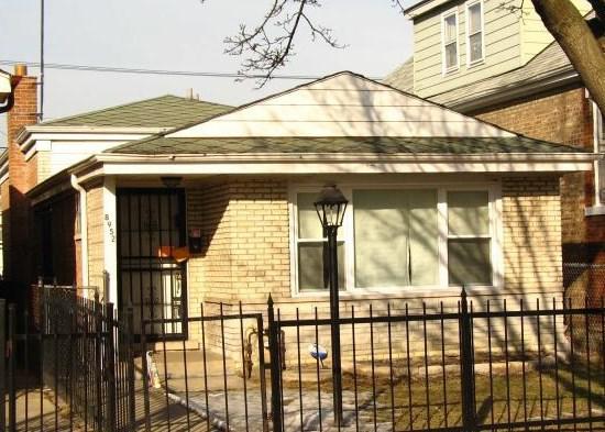 8952 S Lowe Ave., Chicago, IL 60620