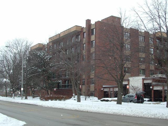 9558 Gross Point Rd. #302A, Skokie, IL 60076