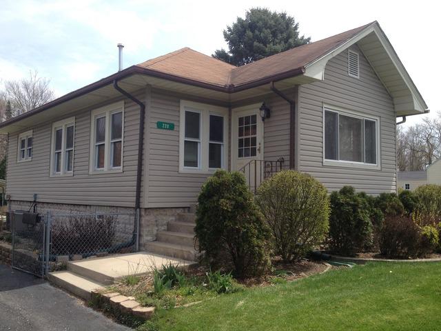 220 Independence Ave., Joliet, IL 60433