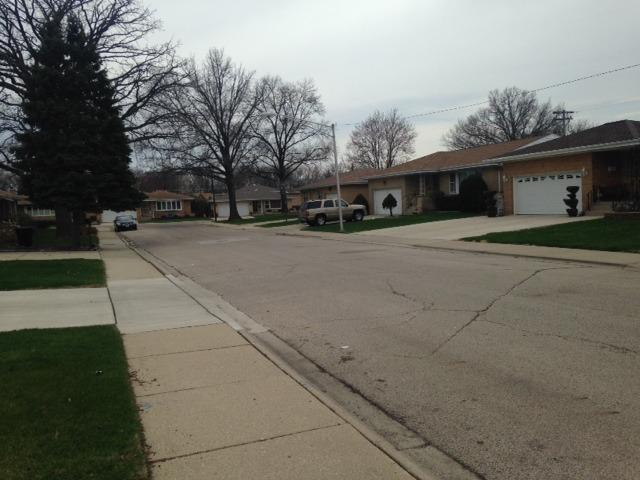 4525 N Delphia Ave., Chicago, IL 60656