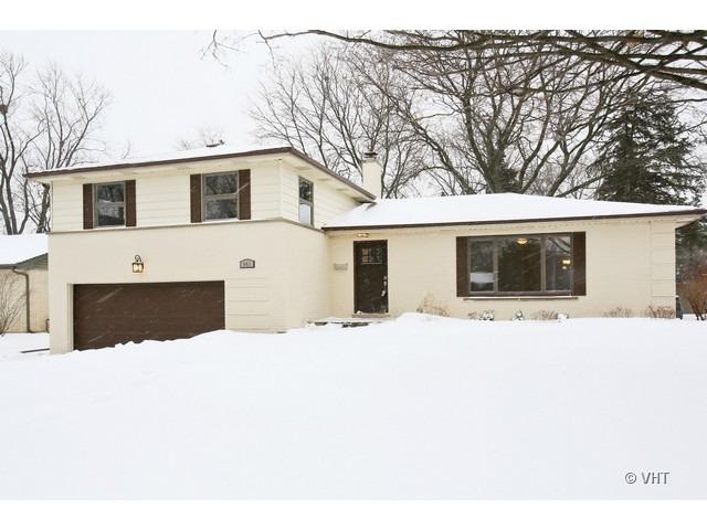 441 Bunning Dr., Downers Grove, IL 60516