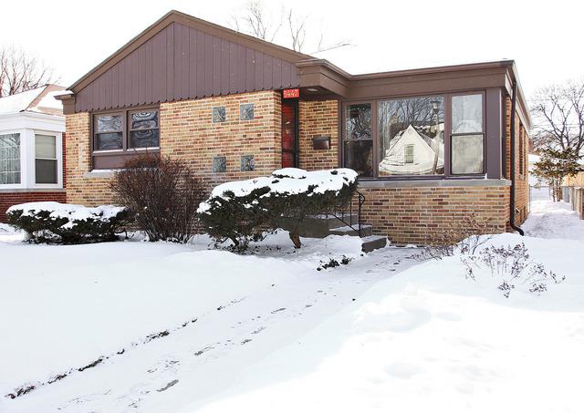5447 Suffield Ct., Skokie, IL 60077