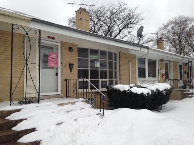 8824 Robin Dr. #D, Des Plaines, IL 60016