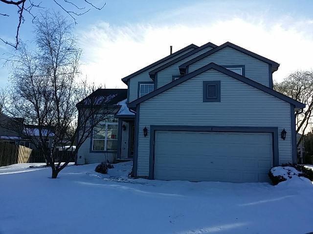 8 Sweetwater Ct., Lake In The Hills, IL 60156