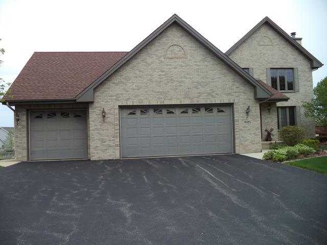 9325 Forest Ridge Dr., Roscoe, IL 61073