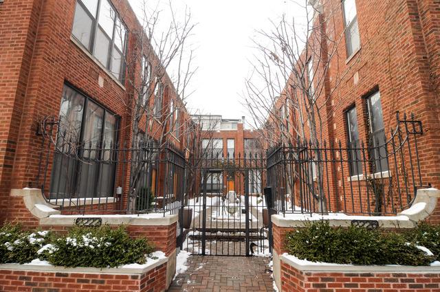 2226 N Racine Ave. #3N, Chicago, IL 60614
