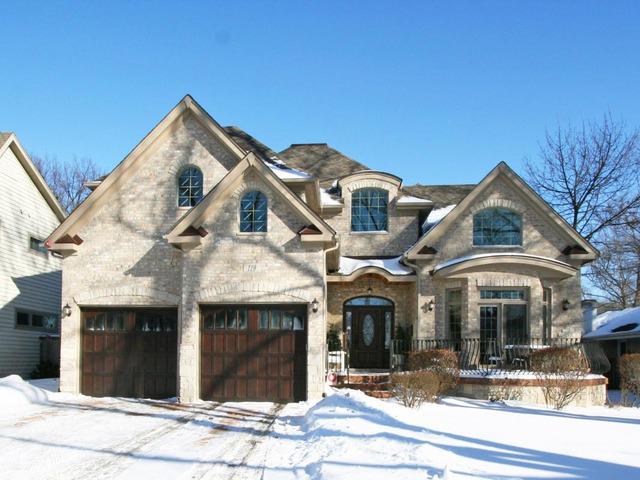 119 Indian Dr., Clarendon Hills, IL 60514