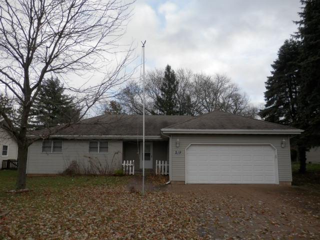 219 N Park Rd., Braidwood, IL 60408