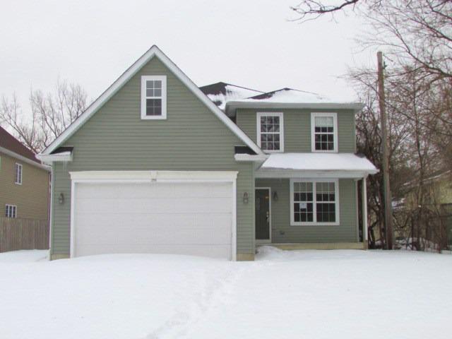 219 Elm Ave., Mundelein, IL 60060