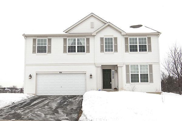 881 Hampton Ln., Yorkville, IL 60560