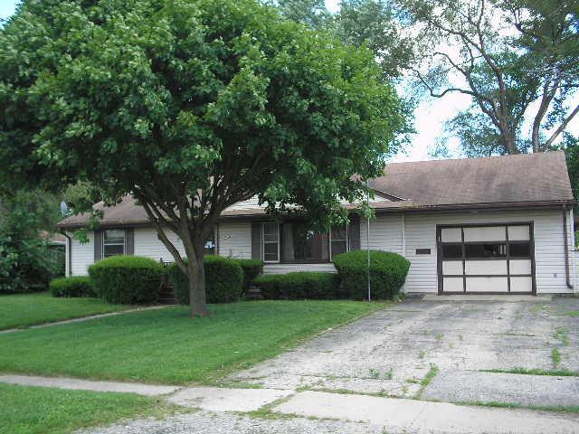 65 W 2nd St., Coal City, IL 60416
