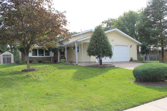 523 Boxwood Dr., Schaumburg, IL 60193