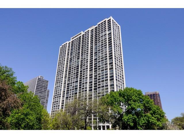 2800 N Lake Shore Dr. #3703, Chicago, IL 60657