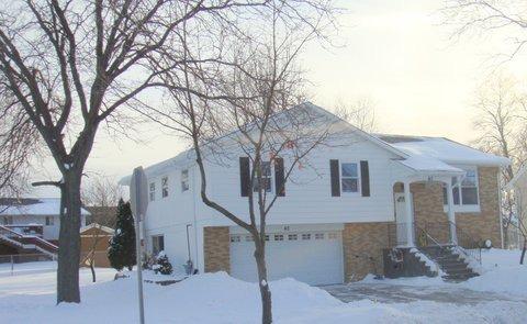 413 Library Ln., Streamwood, IL 60107