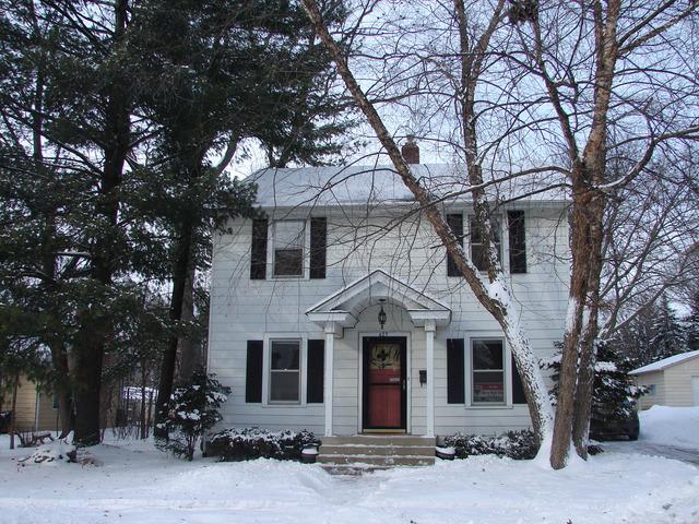 623 Garfield Ave., Aurora, IL 60506