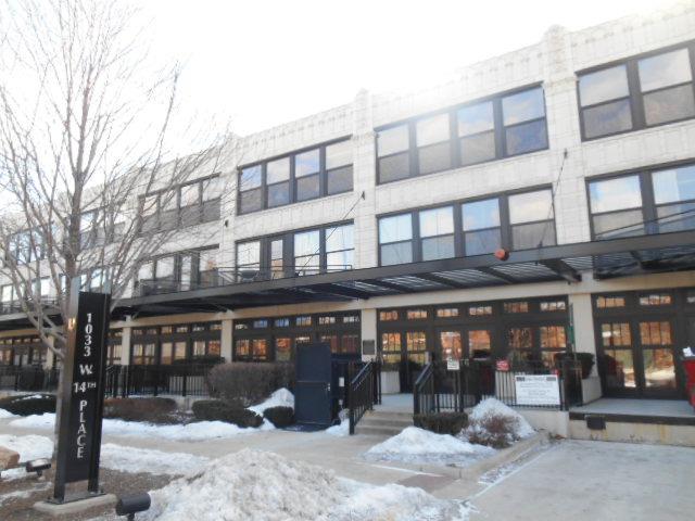 1033 W 14th Pl. #215, Chicago, IL 60608