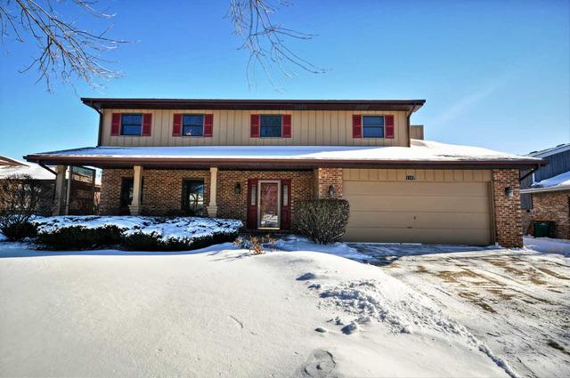 1147 Glenys Dr., Lemont, IL 60439