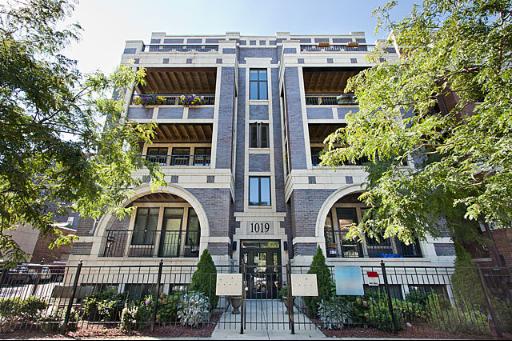 1019 W Monroe St. #3W, Chicago, IL 60607