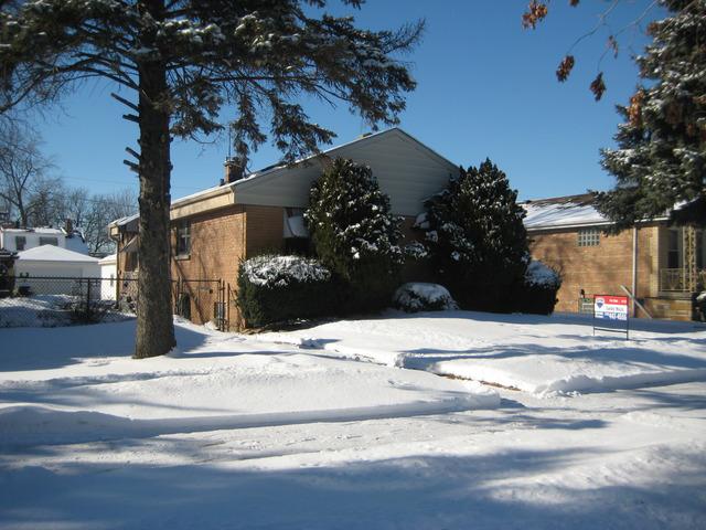 616 Morris Ave., Bellwood, IL 60104