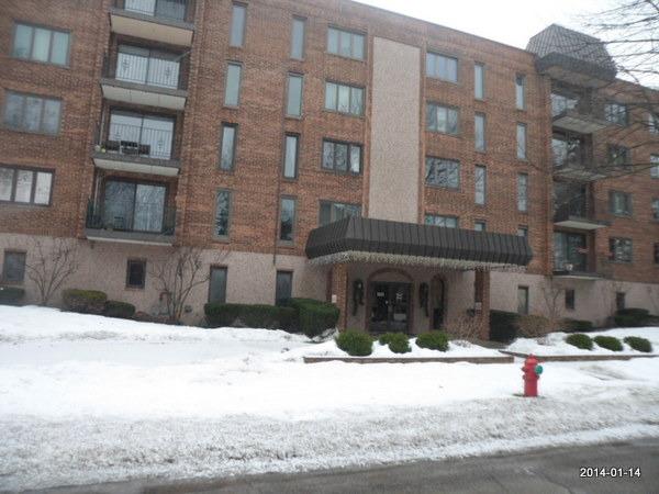 1551 Ashland Ave. #207, Des Plaines, IL 60016