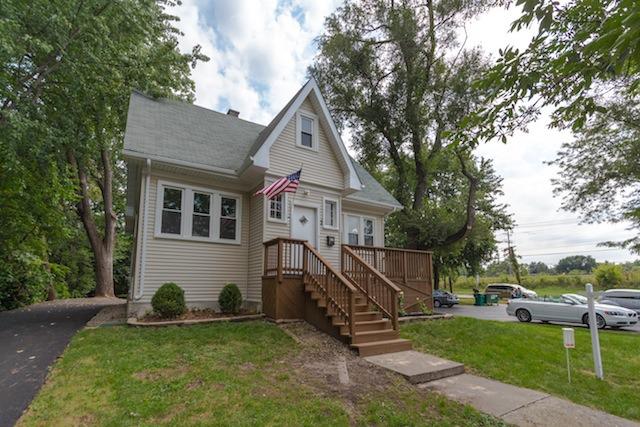 7 Cumnor Rd., Westmont, IL 60559